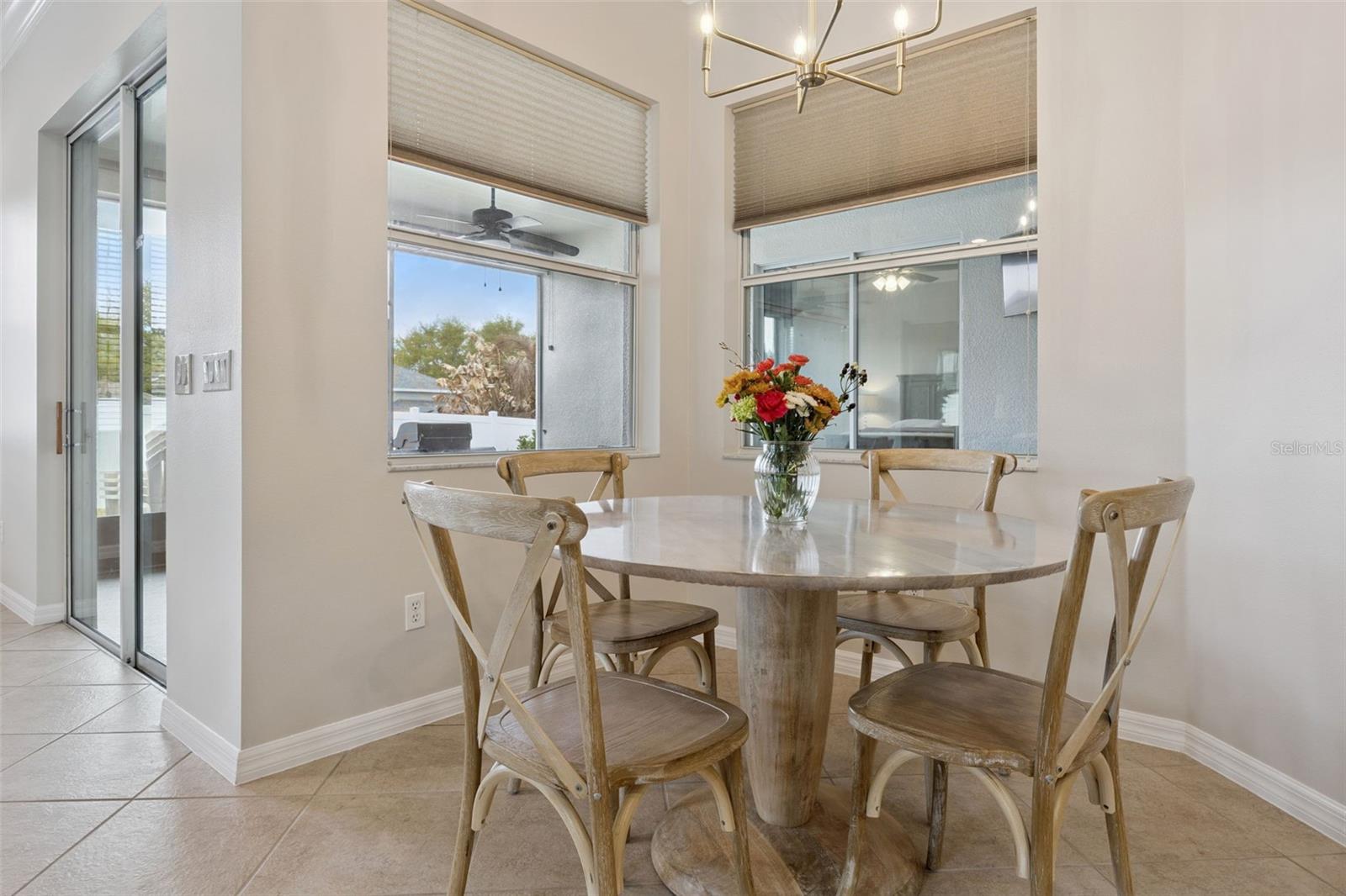 CARRIAGE POINTE A-I & L - Residential