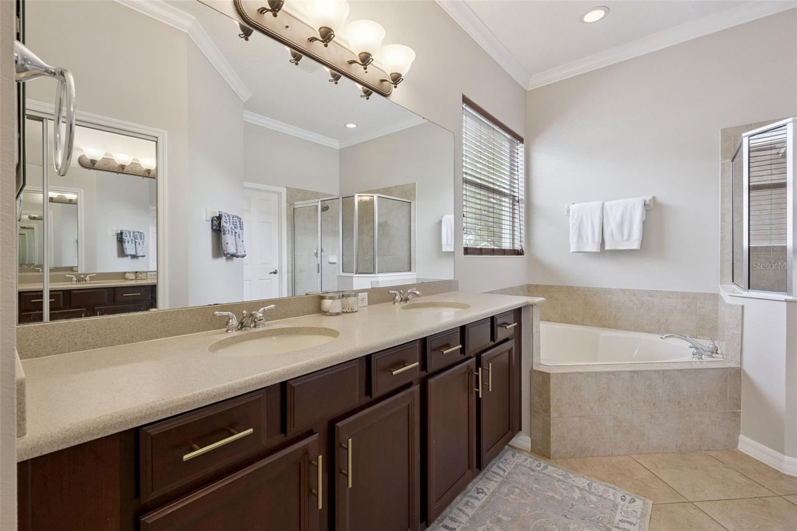 CARRIAGE POINTE A-I & L - Residential