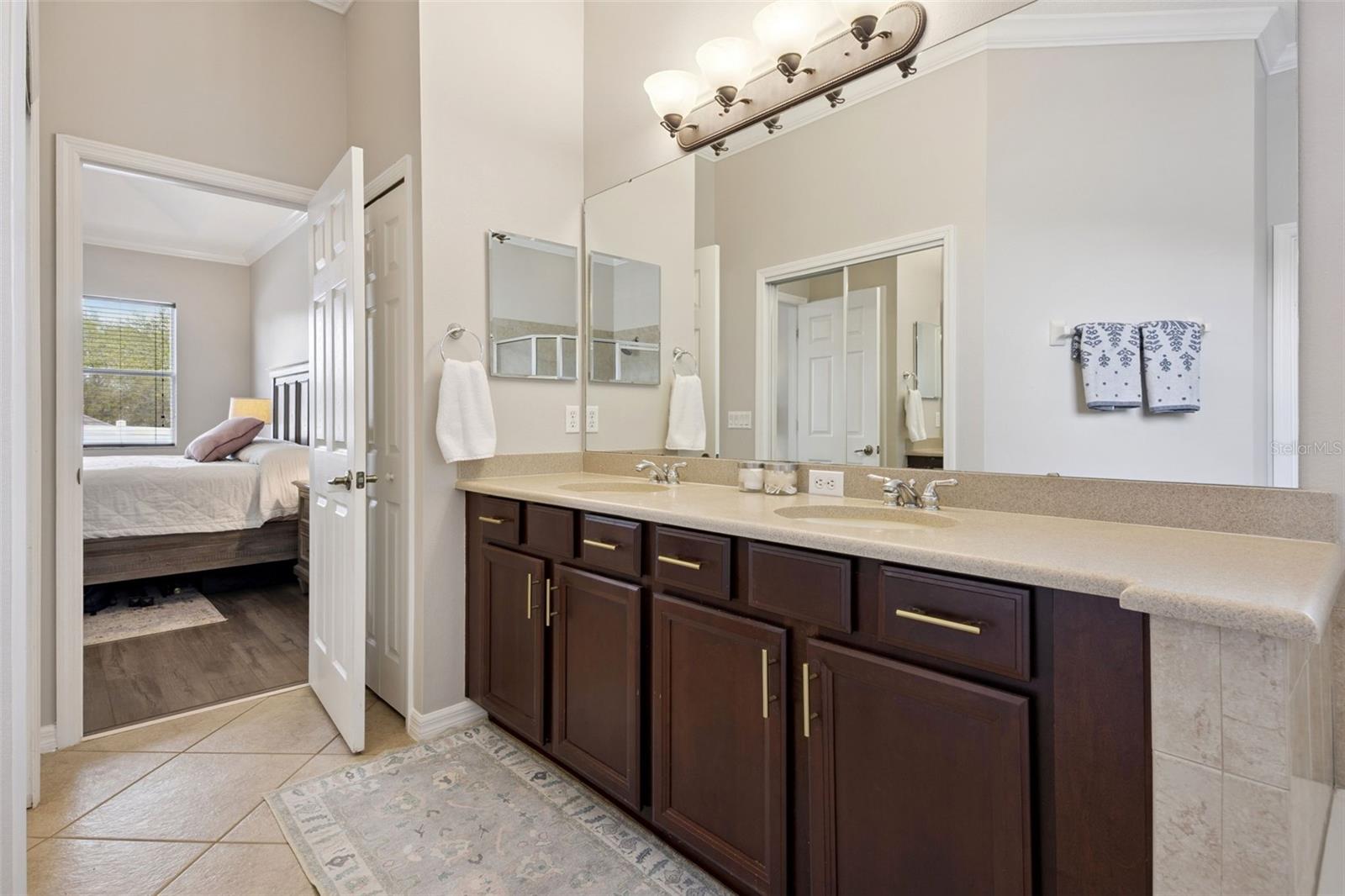 CARRIAGE POINTE A-I & L - Residential