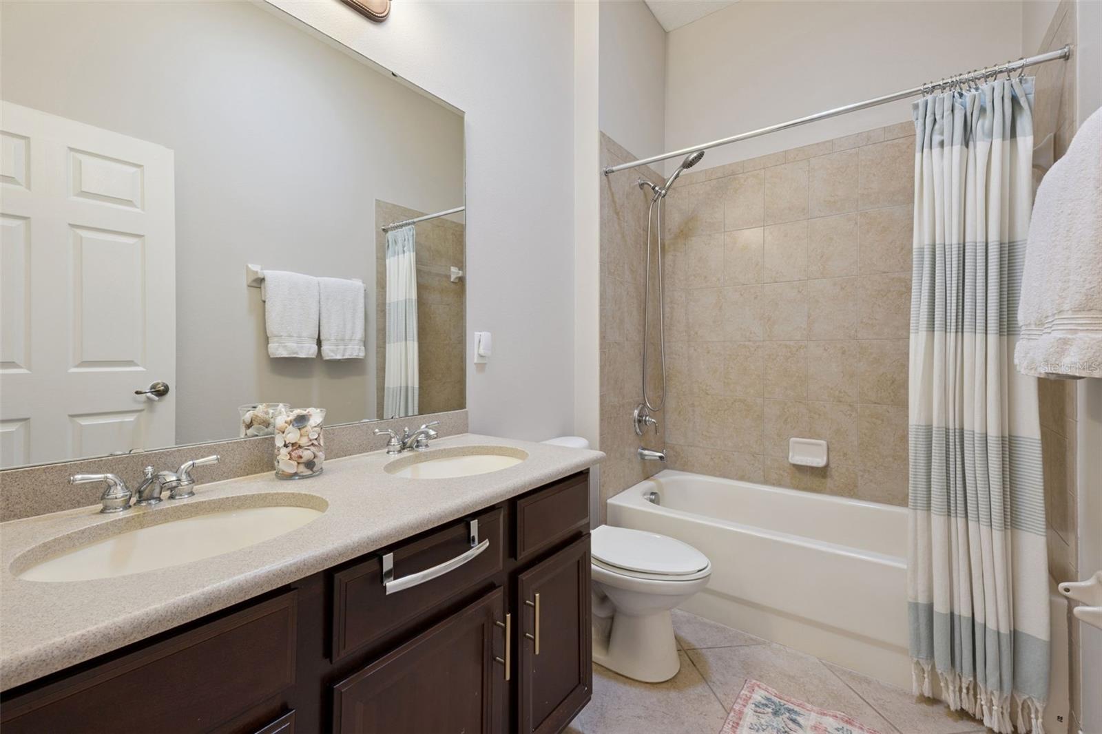 CARRIAGE POINTE A-I & L - Residential