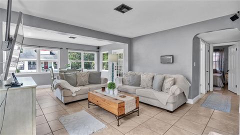 Single Family Residence in LAKELAND FL 1207 RUBY STREET 11.jpg