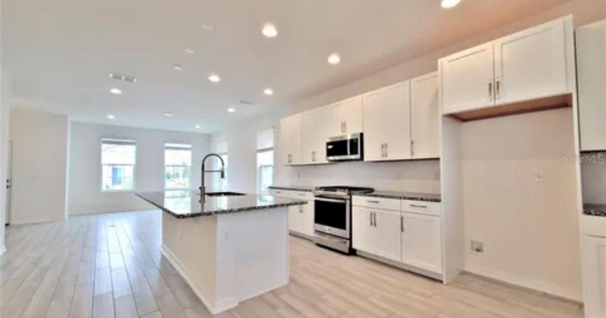 12537 ENCORE AT OVATION WAY