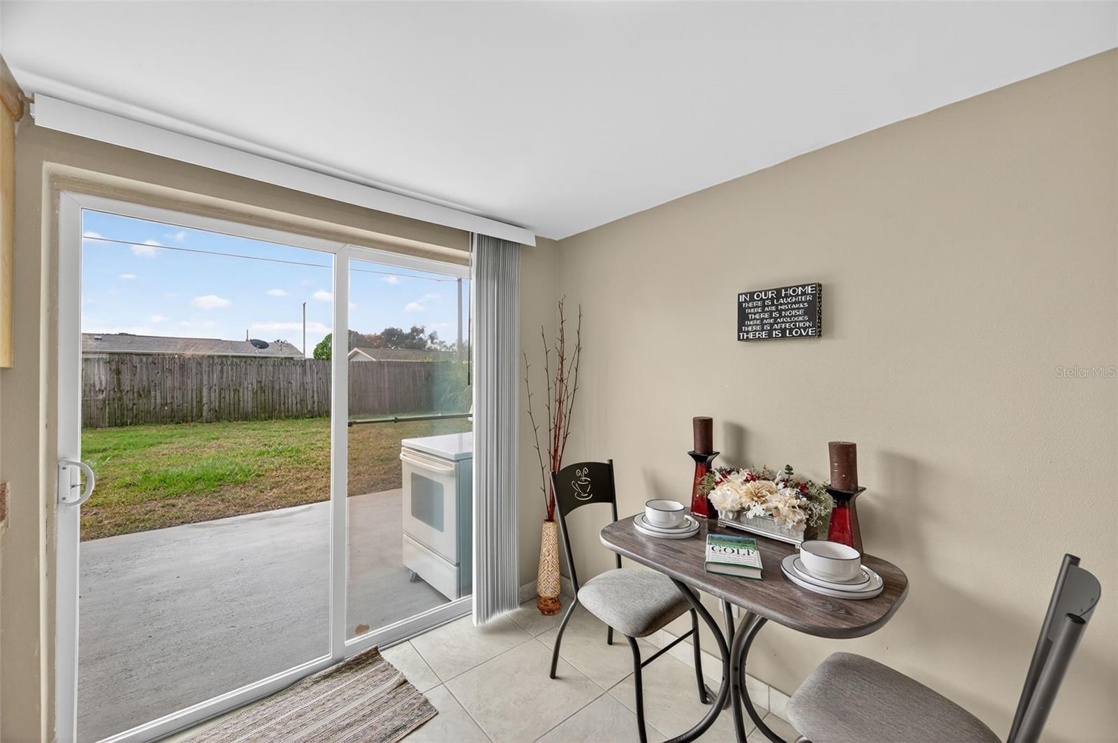 TAHITIAN HOMES - Residential