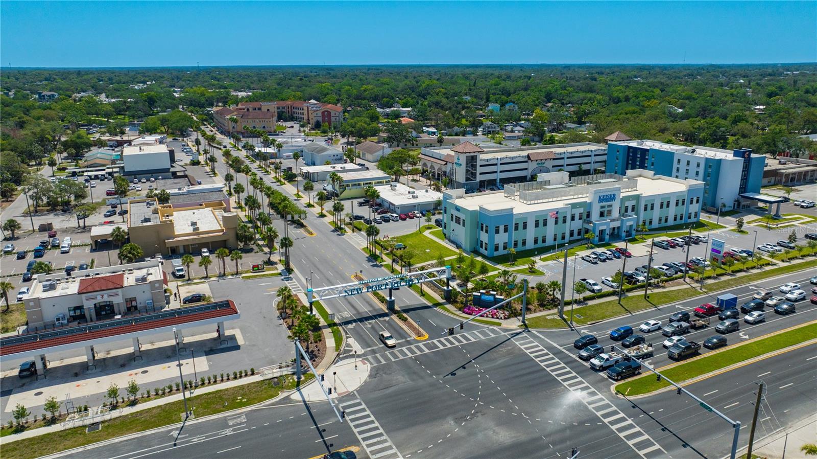 TAHITIAN HOMES - Residential
