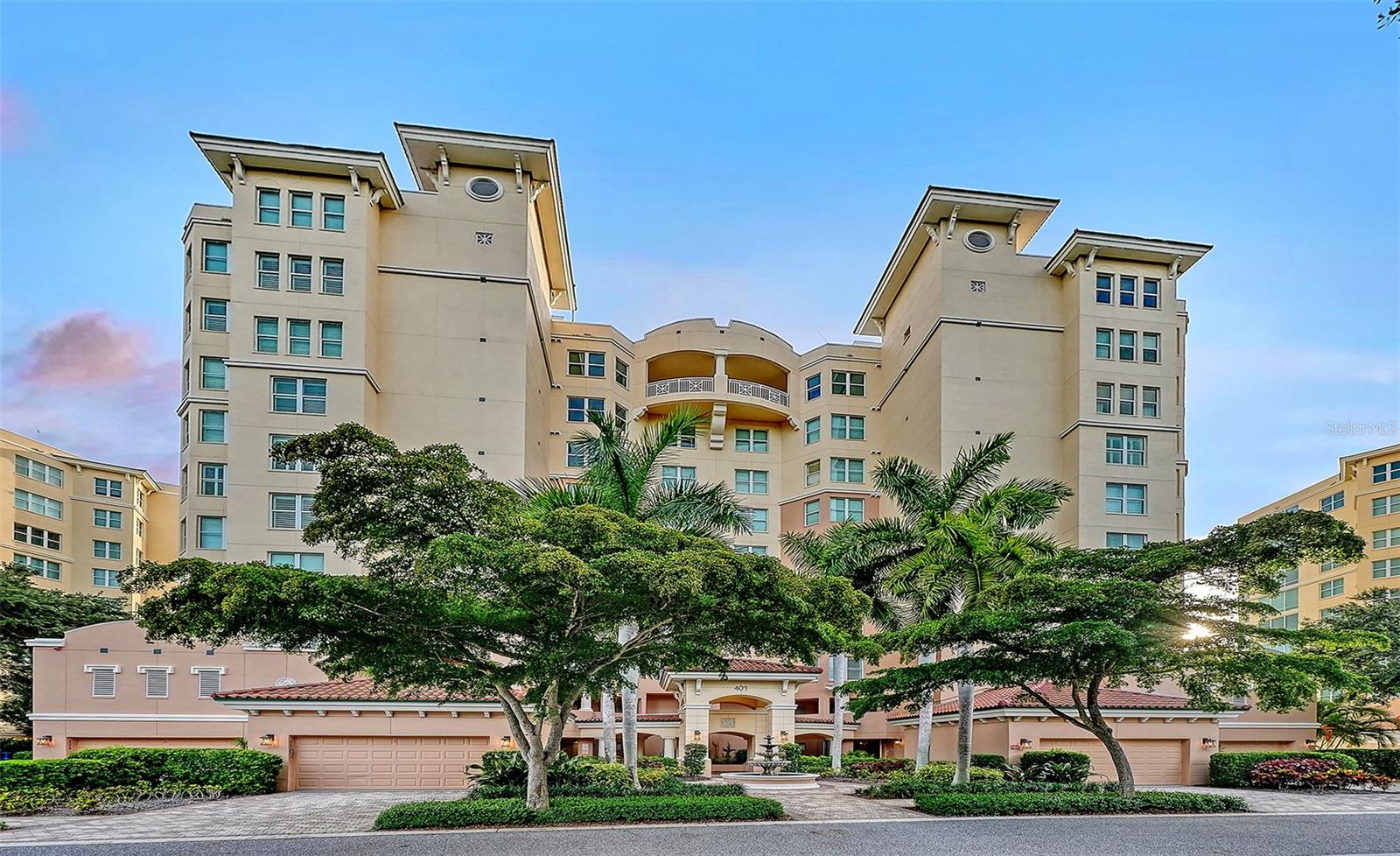 401 N POINT ROAD 504, OSPREY, FL, 34229 2 401 N POINT ROAD 504