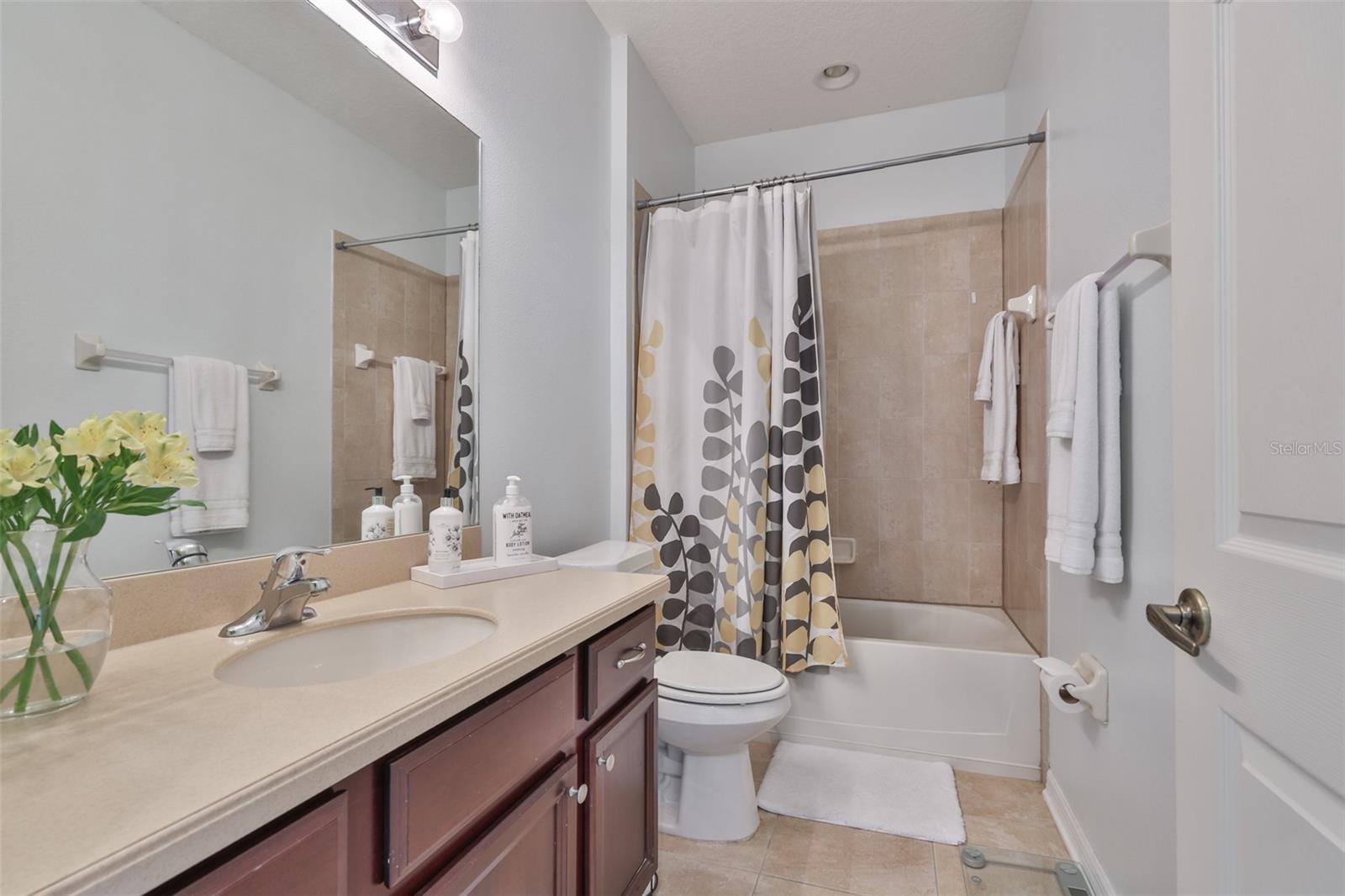 BAHIA LAKES PH 2 - Residential