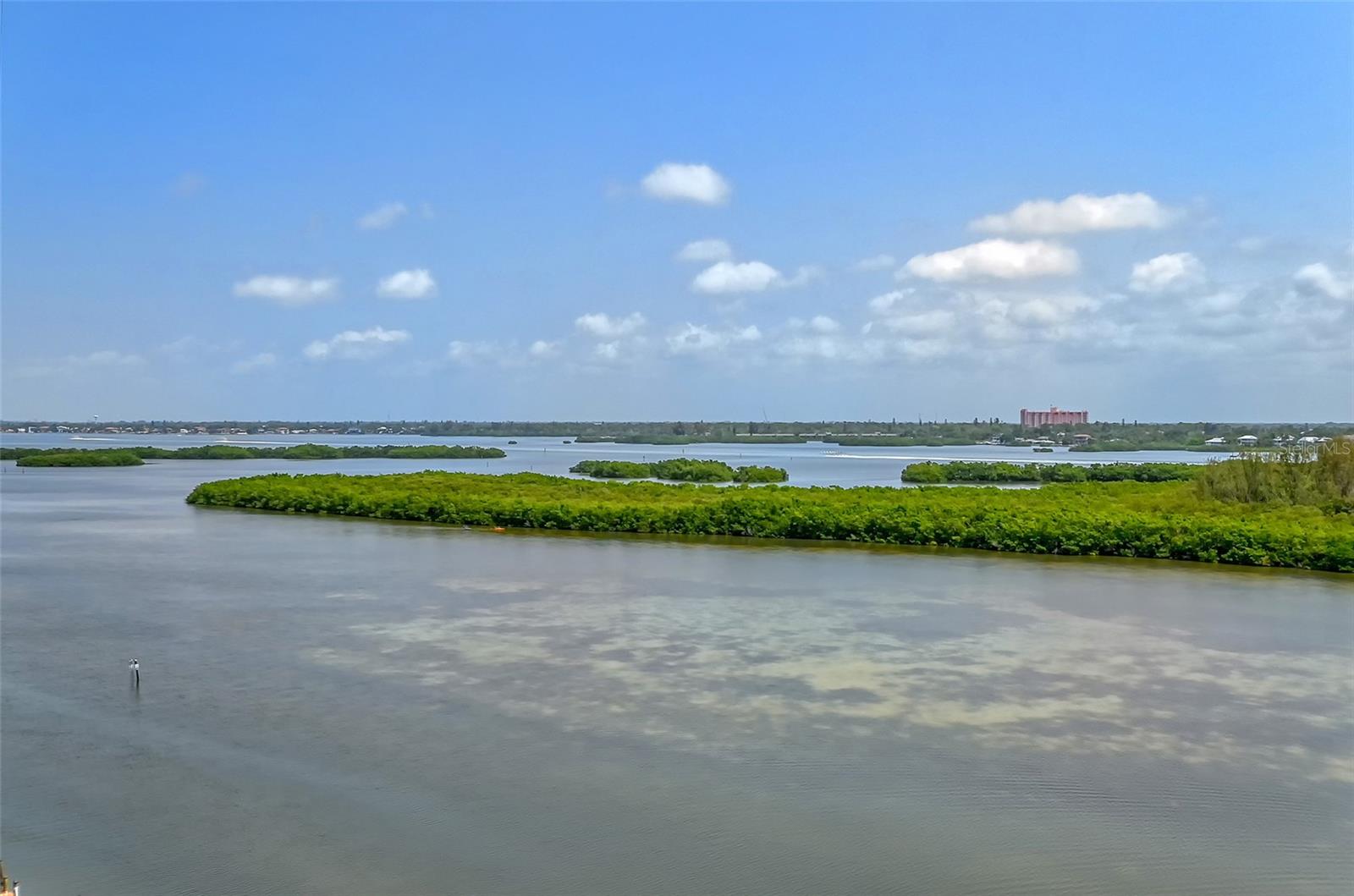 POINTE ON MIDNIGHT PASS - Residential
