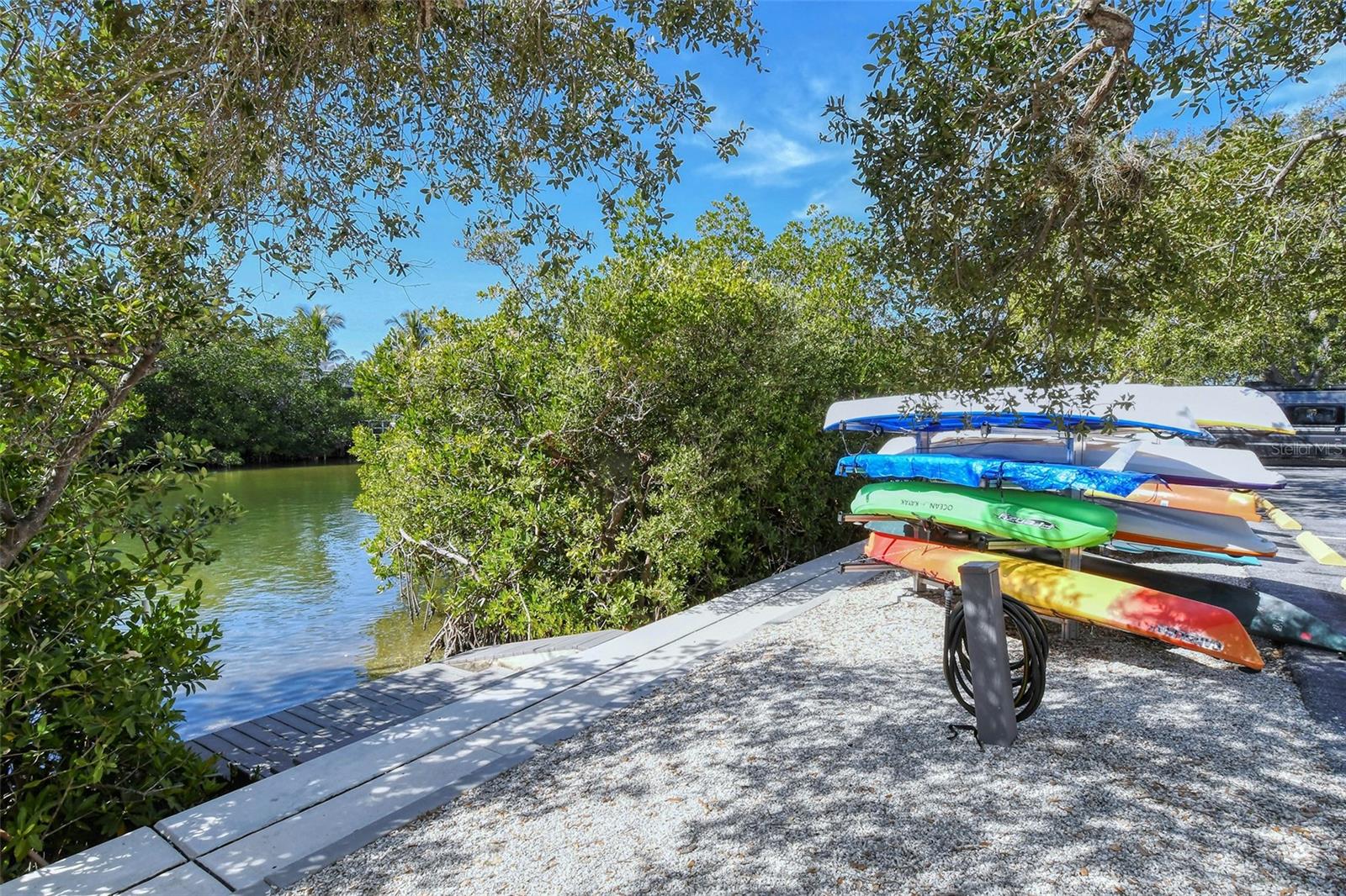 POINTE ON MIDNIGHT PASS - Residential