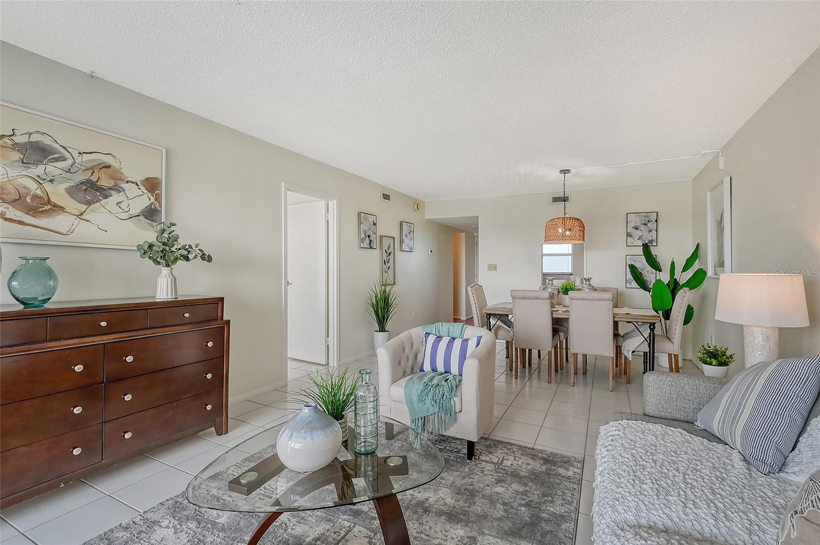 POINTE ON MIDNIGHT PASS - Residential