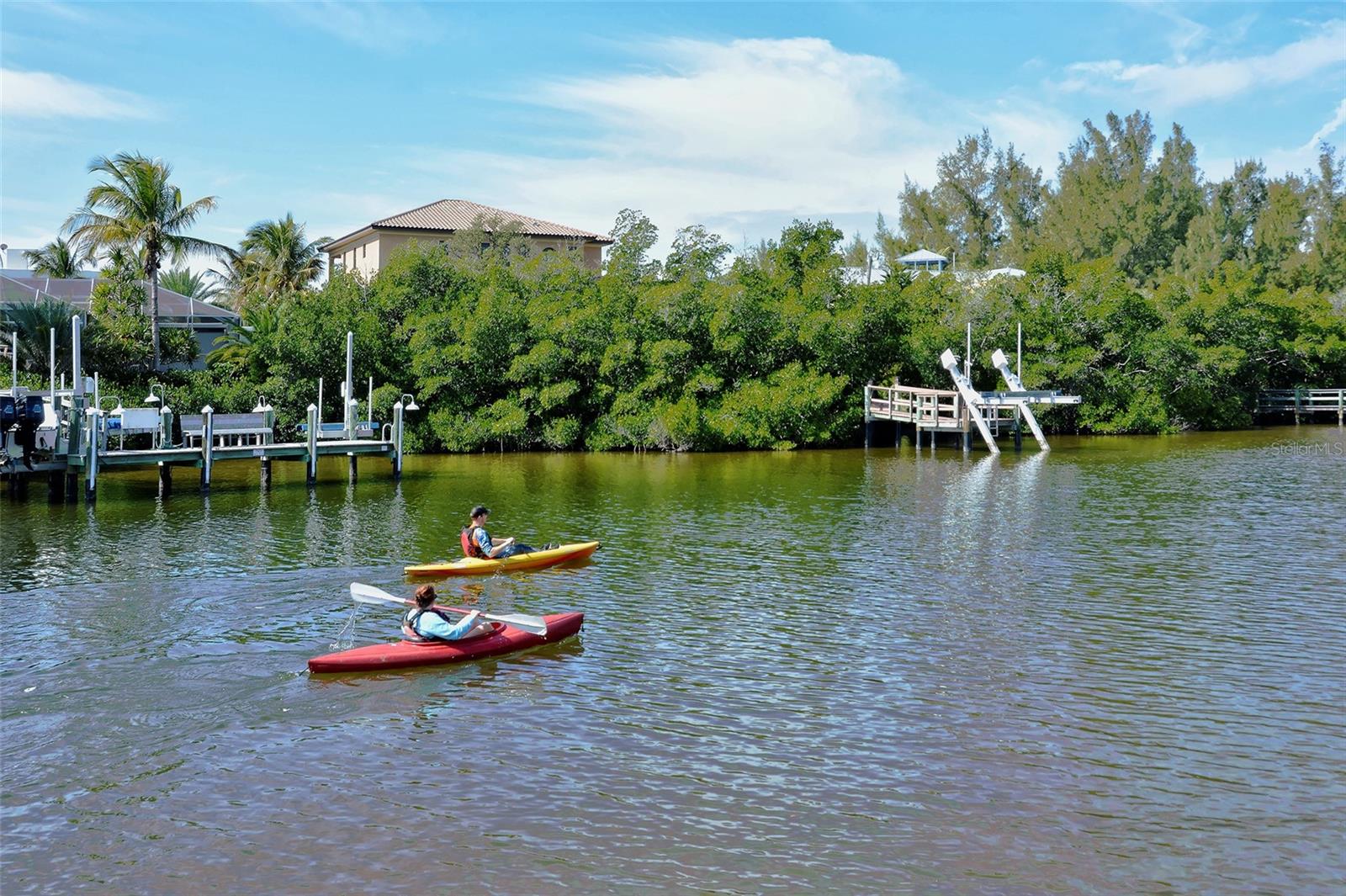 POINTE ON MIDNIGHT PASS - Residential