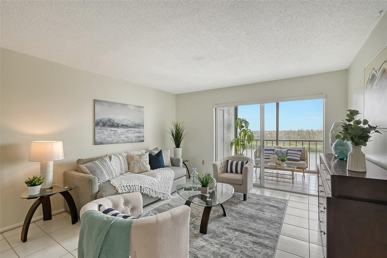 POINTE ON MIDNIGHT PASS - Residential