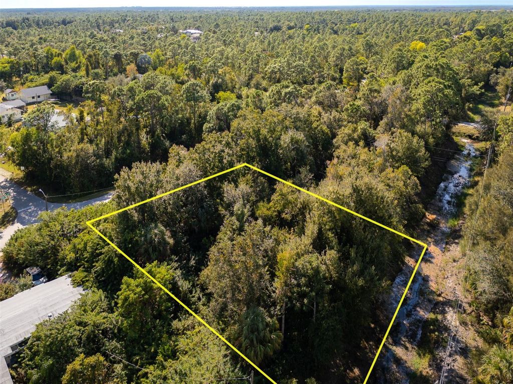 Photo of 27412 S Twin Lakes Drive, Punta Gorda, FL 33955 (MLS # C7517556)