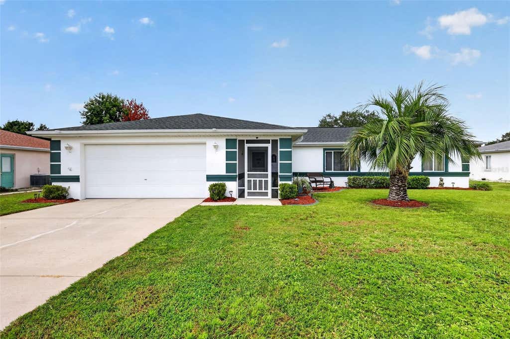 Photo of 9940 SW 61st Terrace, Ocala, FL 34476 (MLS # OM730887)