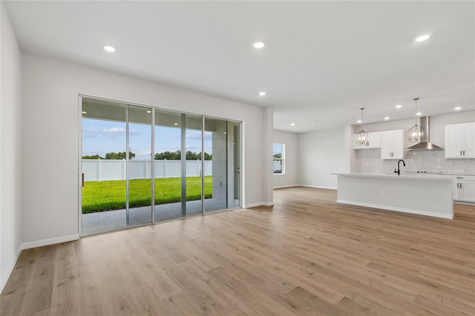 EASTLYN - Residential