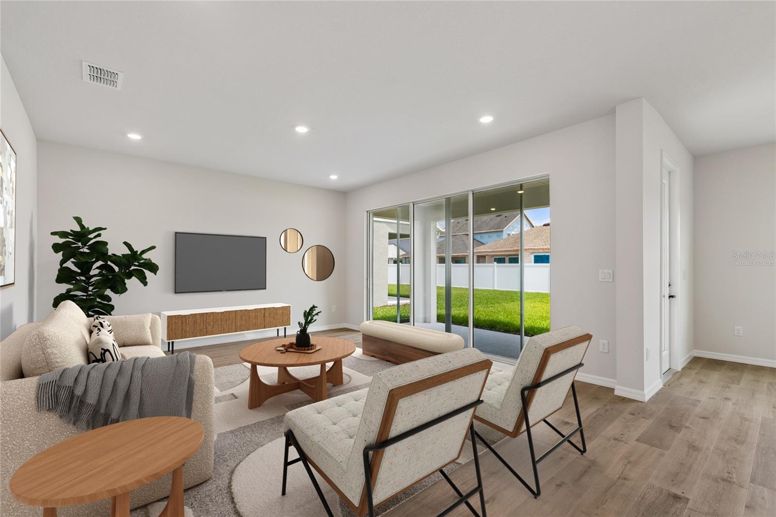 EASTLYN - Residential