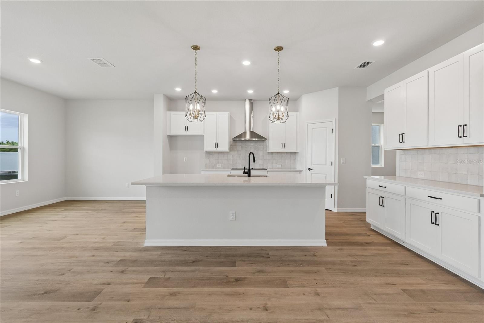 EASTLYN - Residential