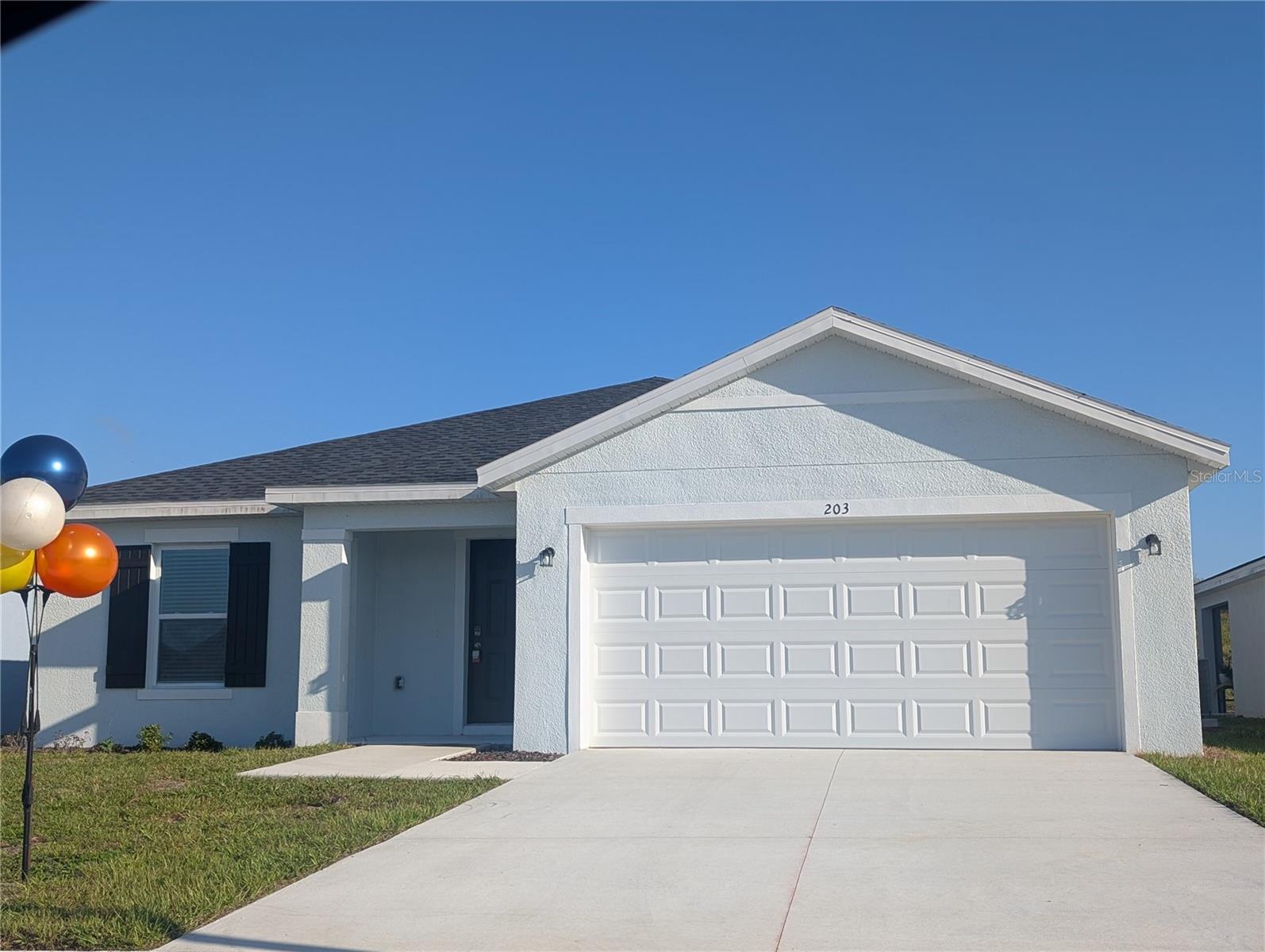 LAKE ELLA ESTATES - Residential Lease