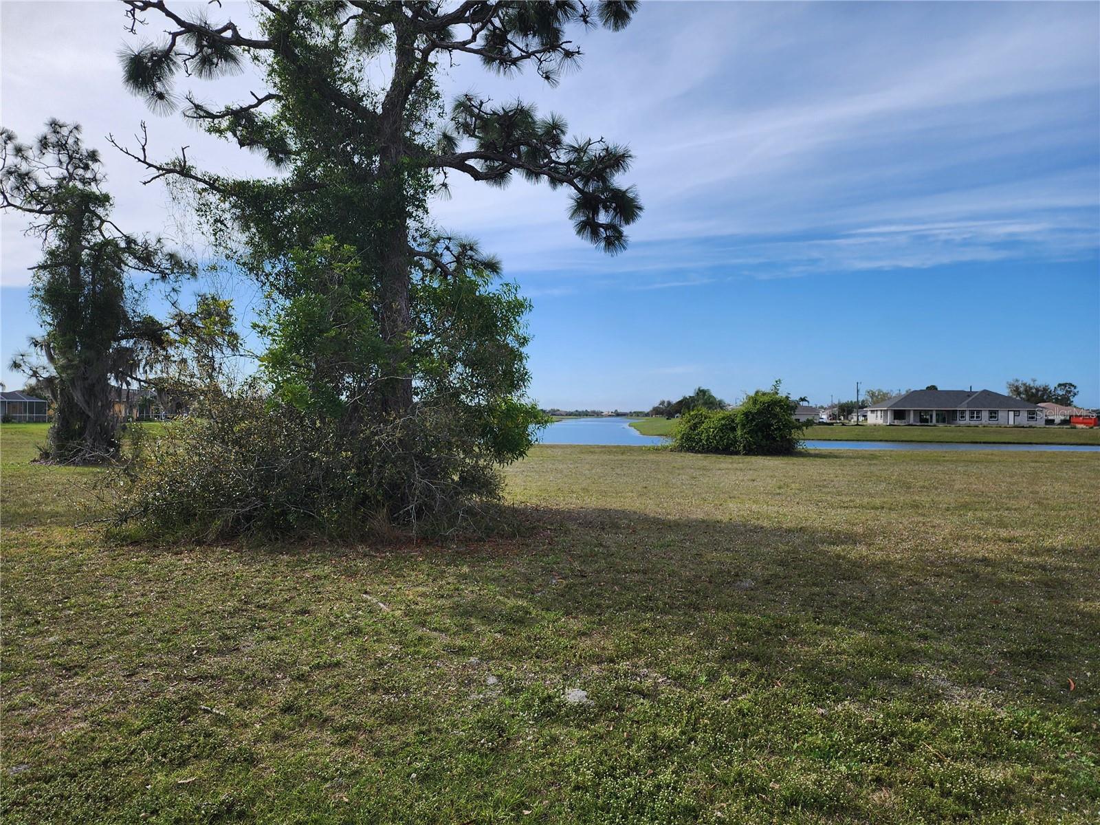 PUNTA GORDA ISLES SEC 23 - Land