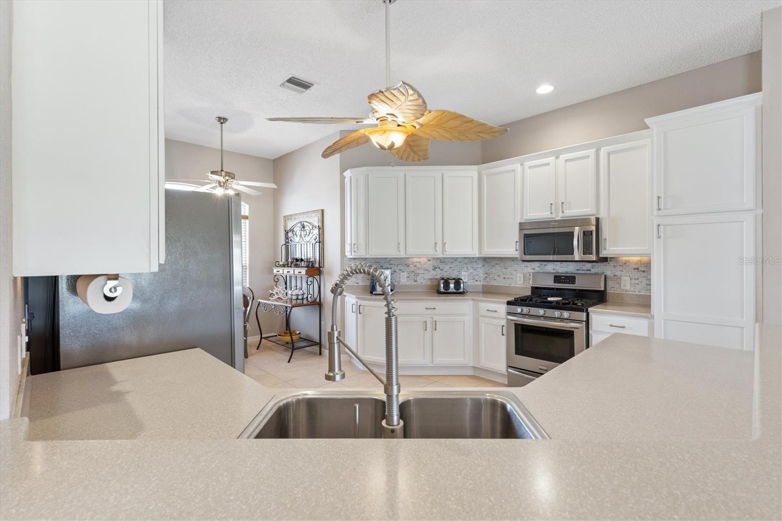 1380 MAYESVILLE WAY