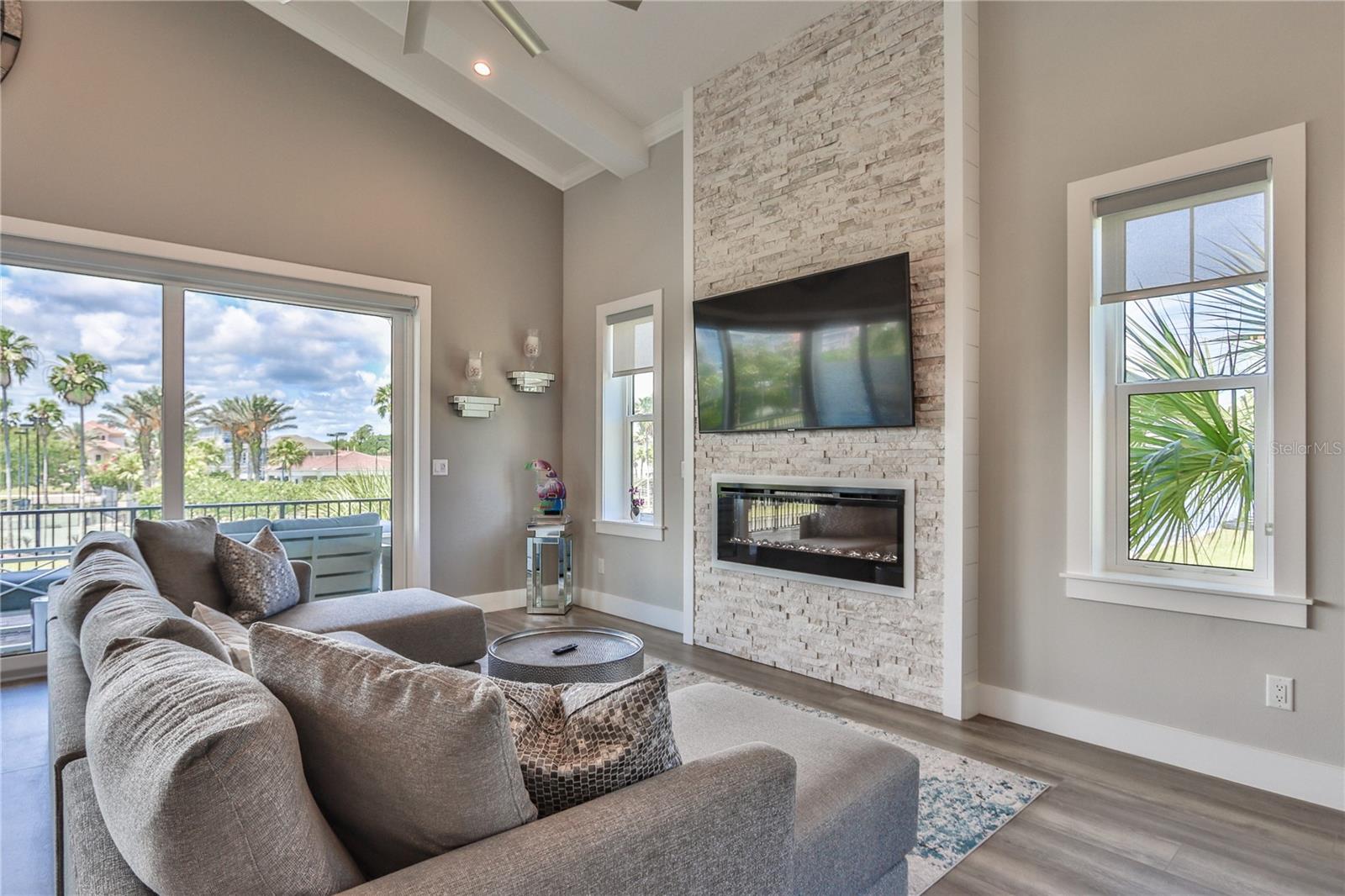 HARBOR VILLAGE MARINA - Residential
