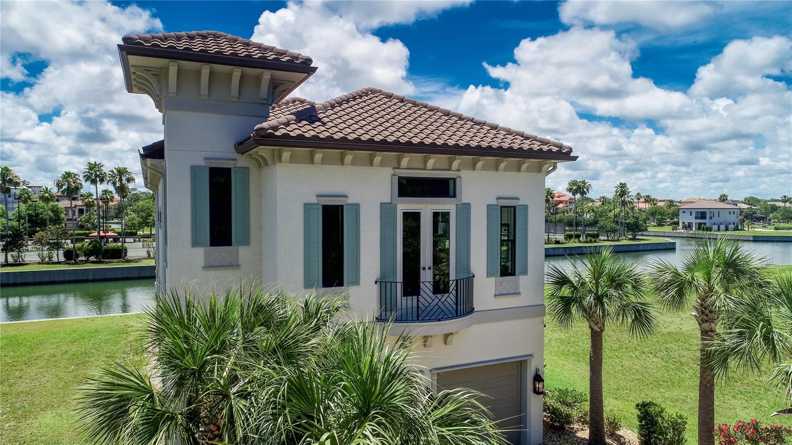 HARBOR VILLAGE MARINA - Residential