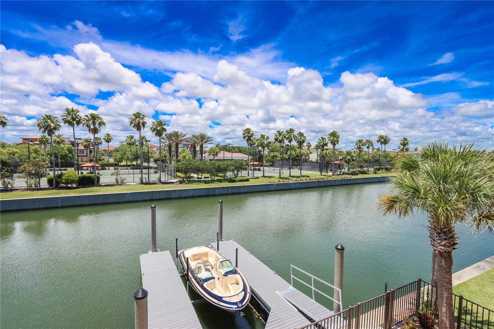 HARBOR VILLAGE MARINA - Residential