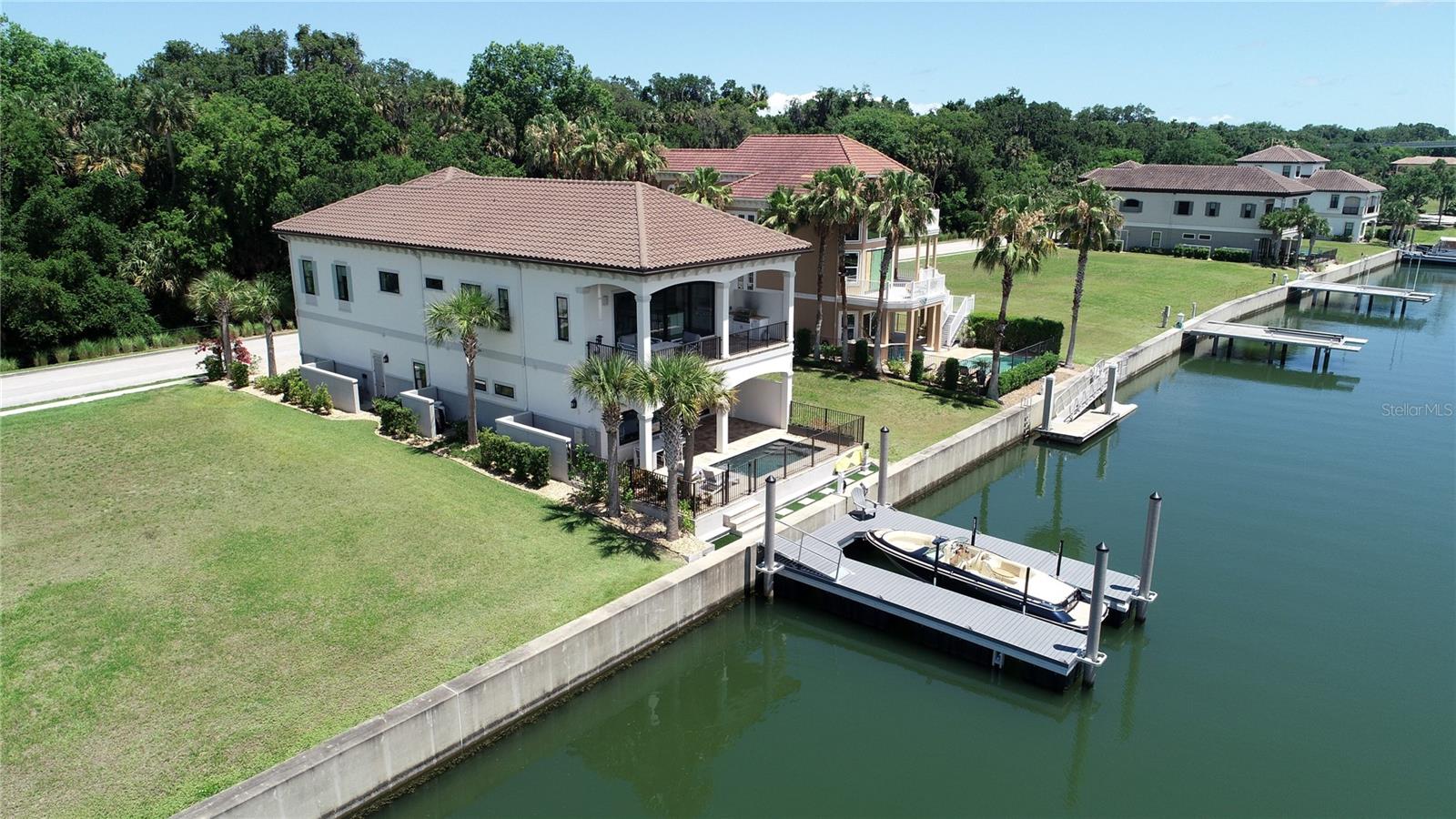 HARBOR VILLAGE MARINA - Residential