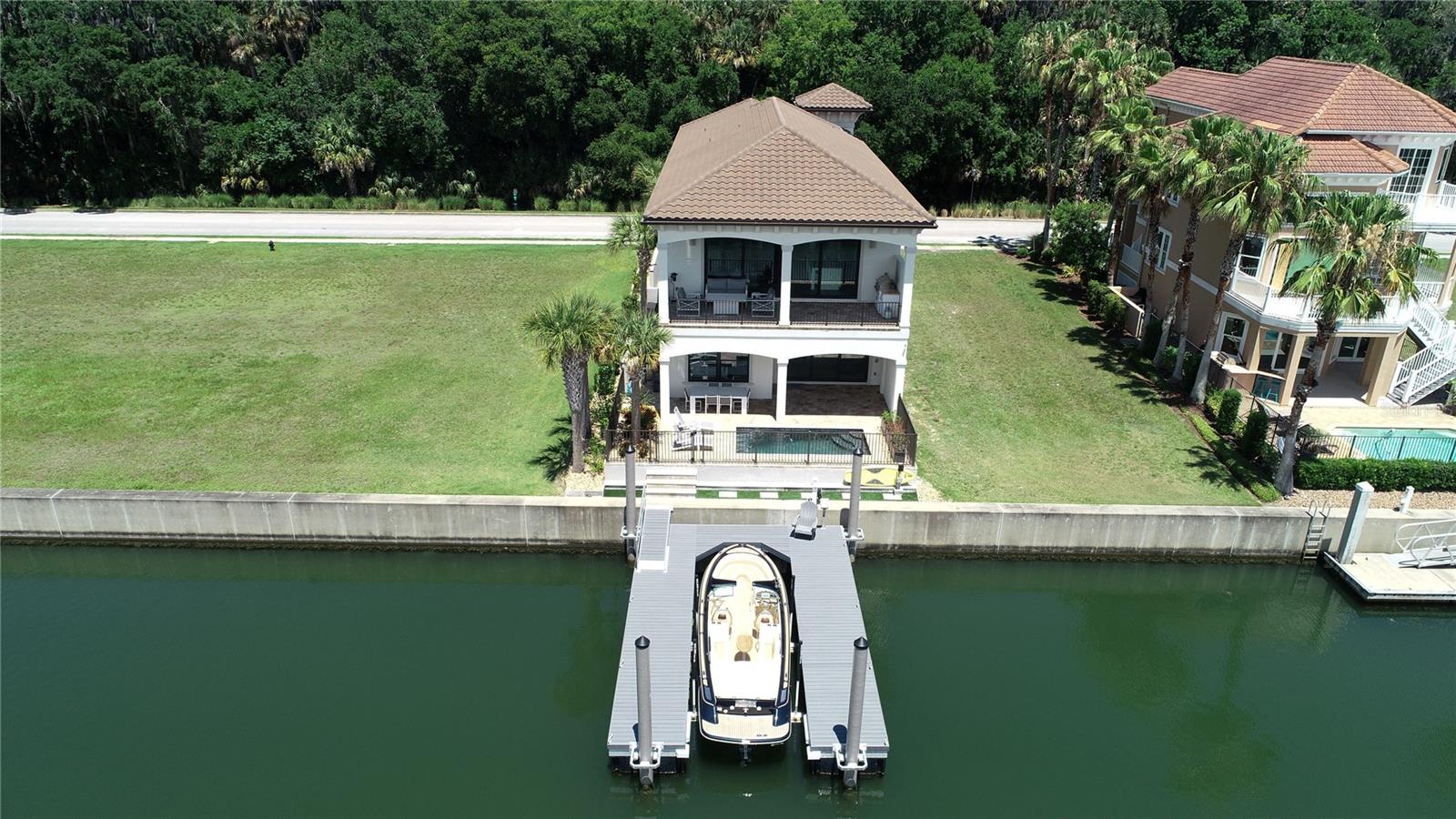 HARBOR VILLAGE MARINA - Residential