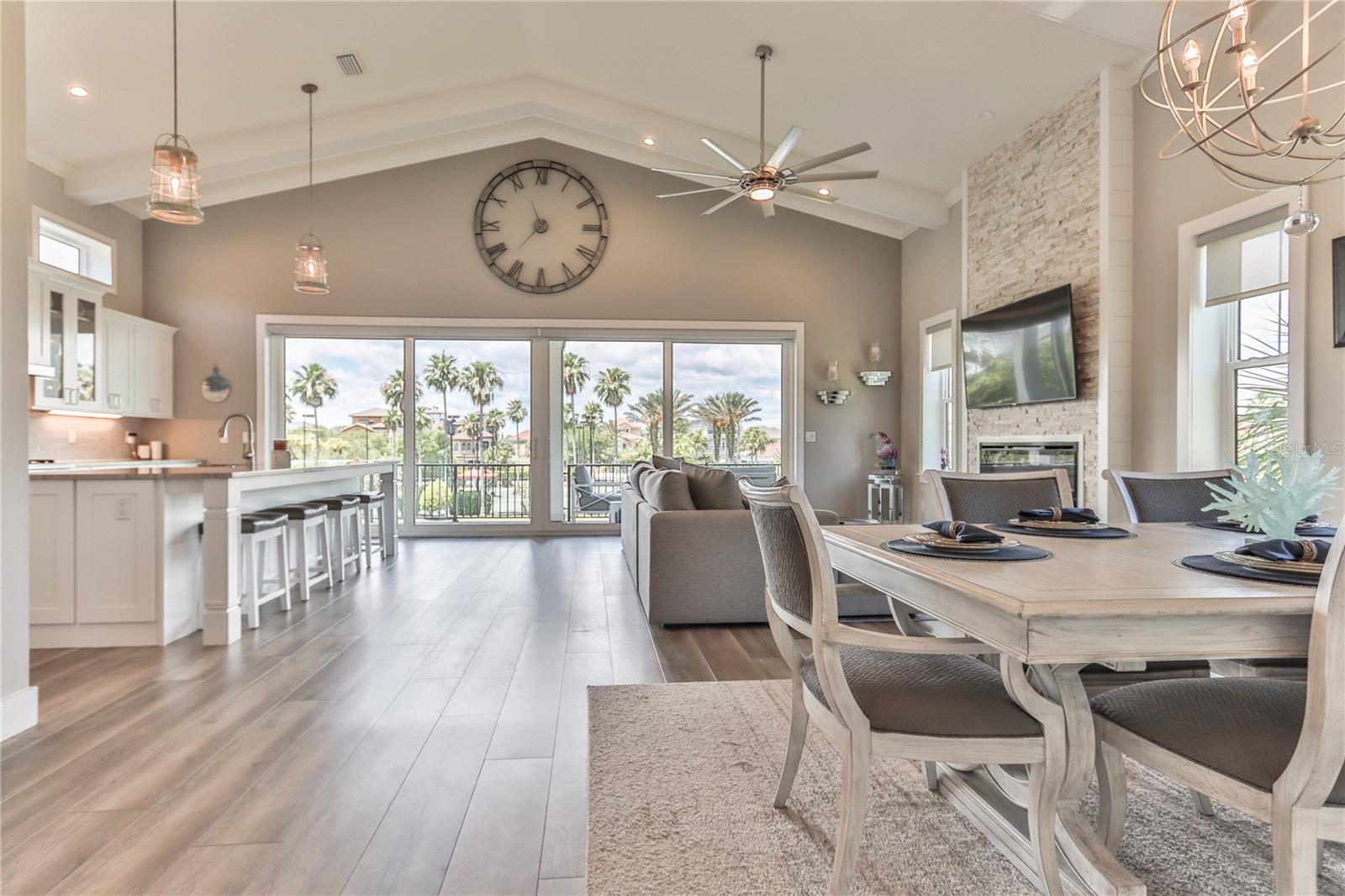 HARBOR VILLAGE MARINA - Residential