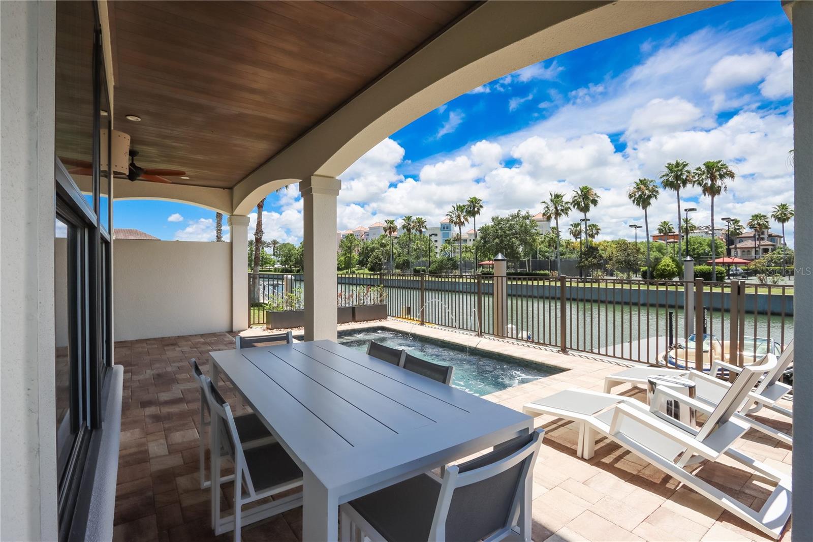 HARBOR VILLAGE MARINA - Residential