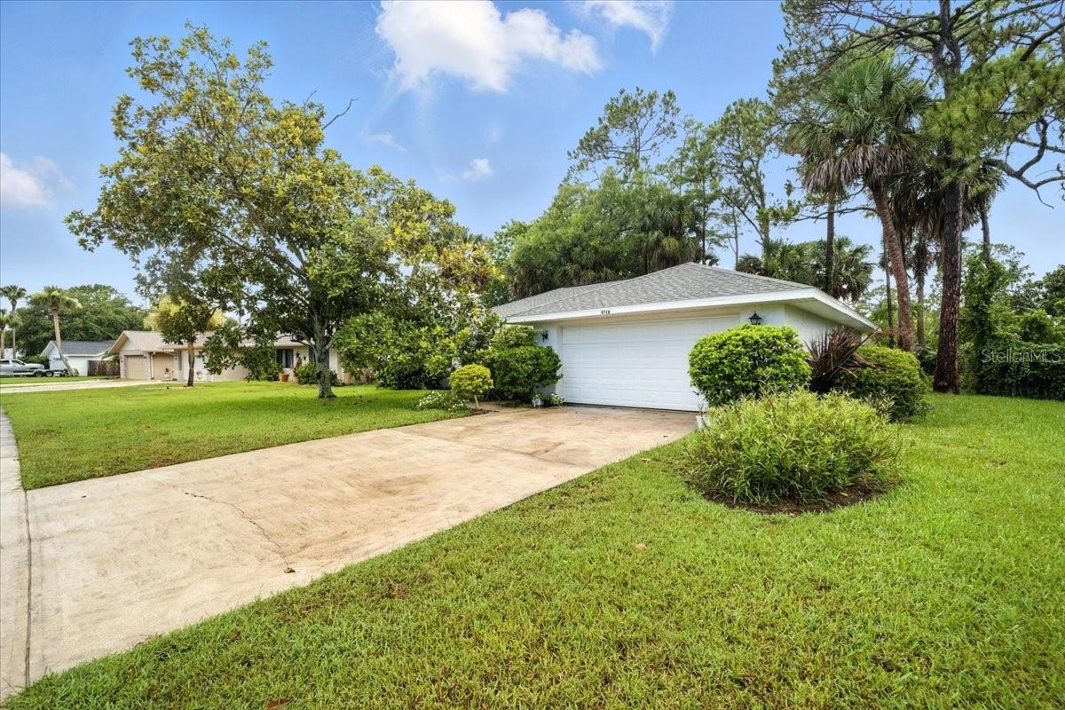 4718 HIDDEN LAKE DRIVE