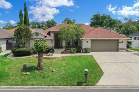 Photo of 2310 SE 22nd Loop, Ocala, FL 34471 (MLS # OM710207) Photo of 2310 SE 22nd Loop, Ocala, FL 34471 (MLS # OM710207)