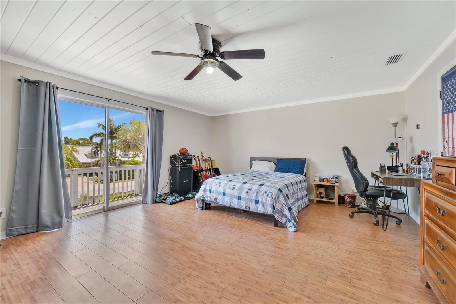 SHORE ACRES - Residential