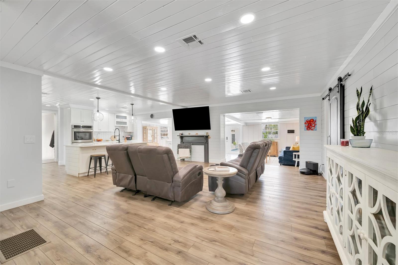 SHORE ACRES - Residential