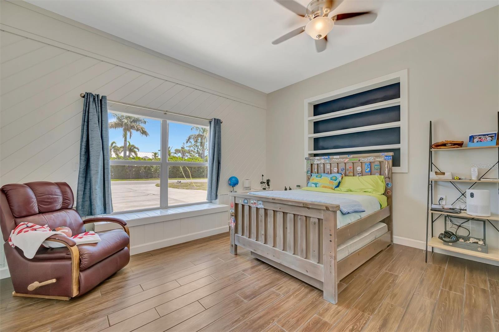 SHORE ACRES - Residential
