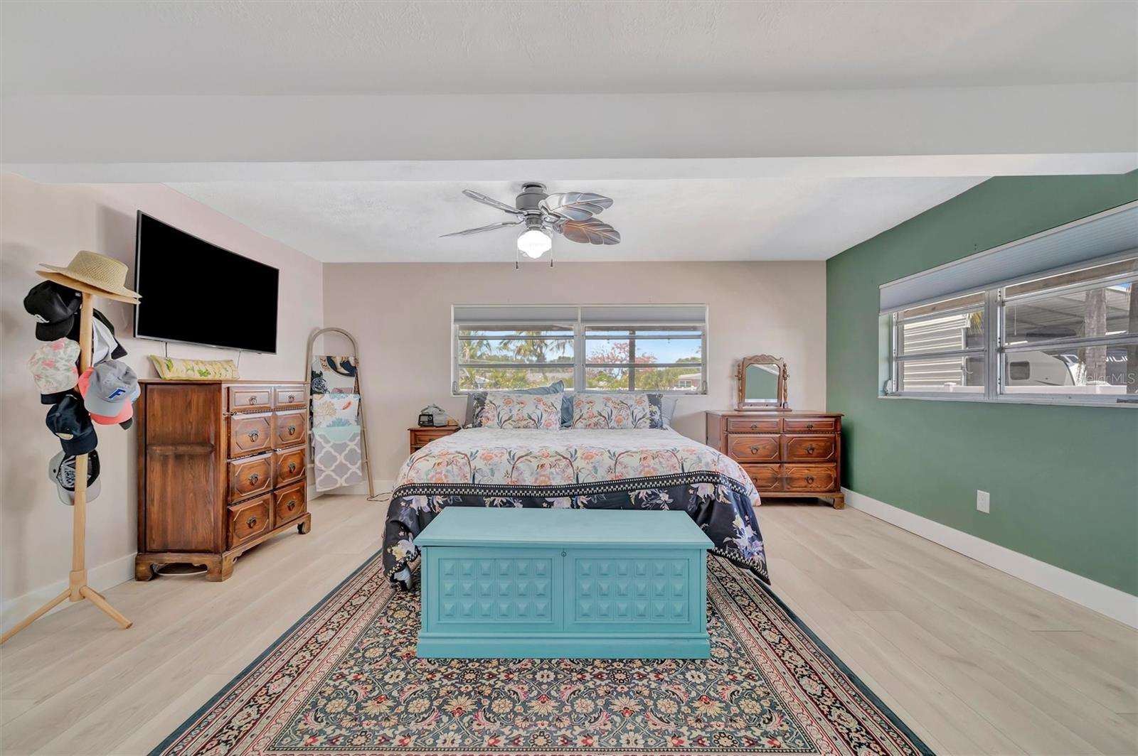 SHORE ACRES - Residential