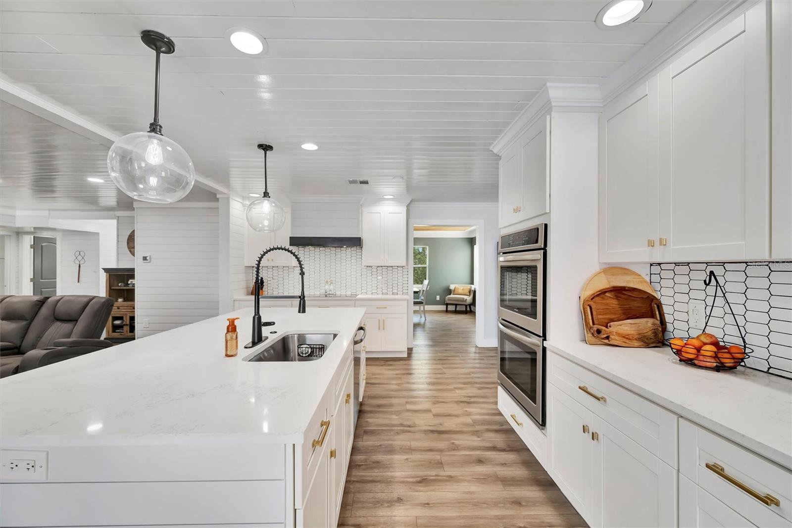 SHORE ACRES - Residential