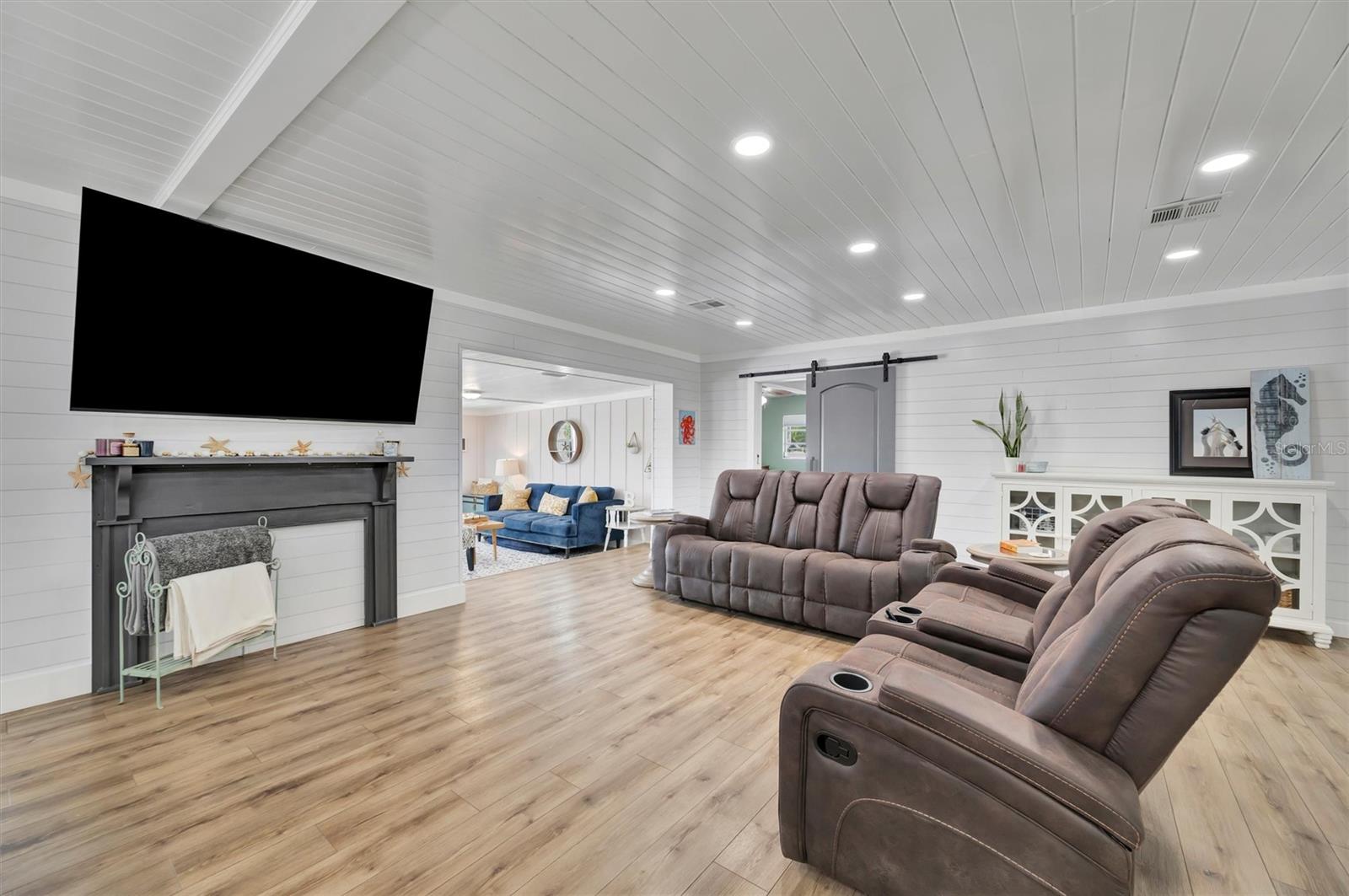 SHORE ACRES - Residential