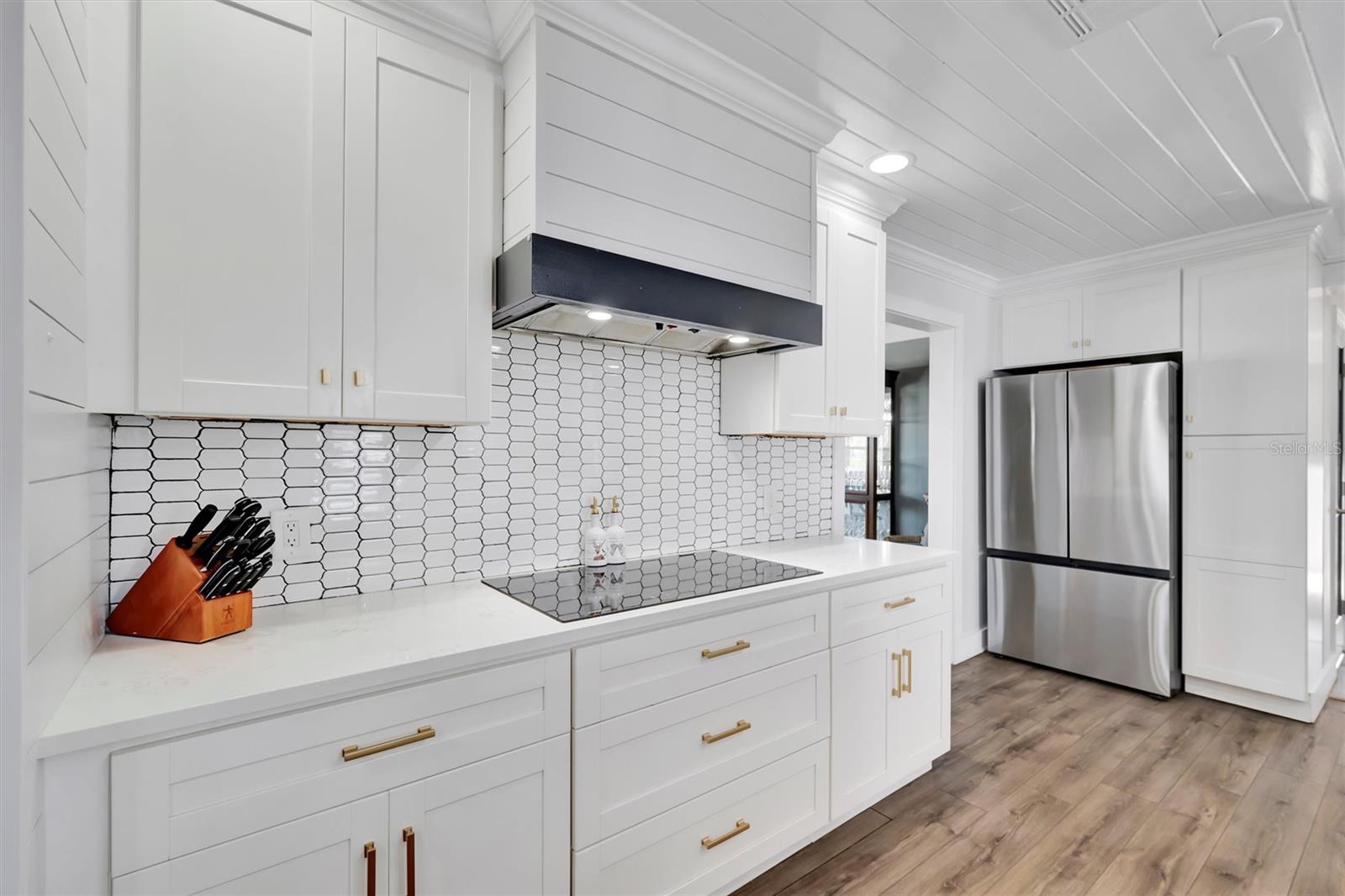 SHORE ACRES - Residential