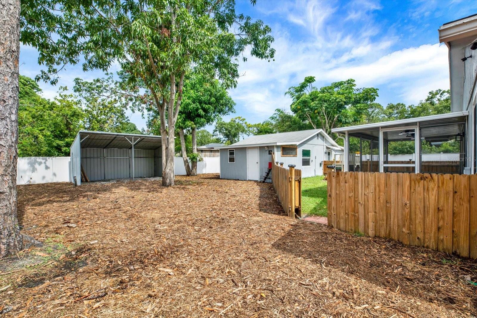 BIG ACRES - Residential