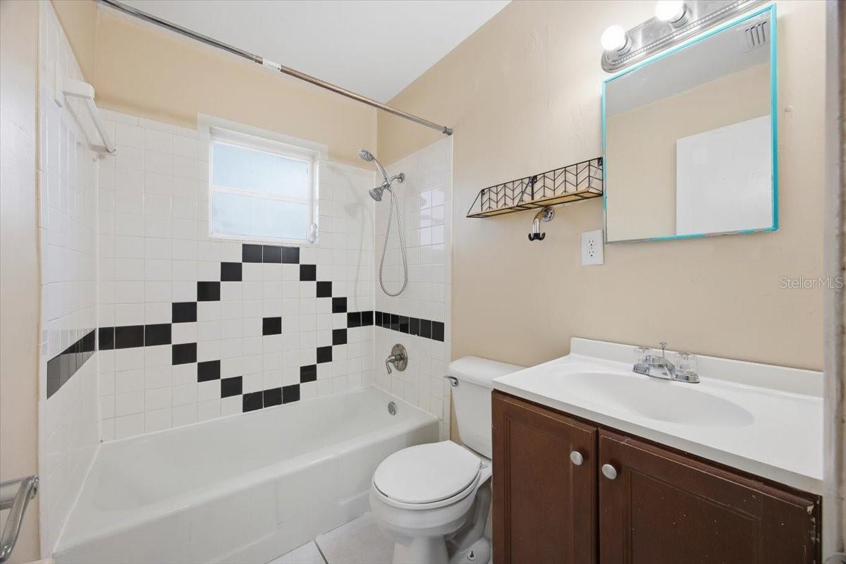 ORLO VISTA HEIGHTS ADD - Residential Lease