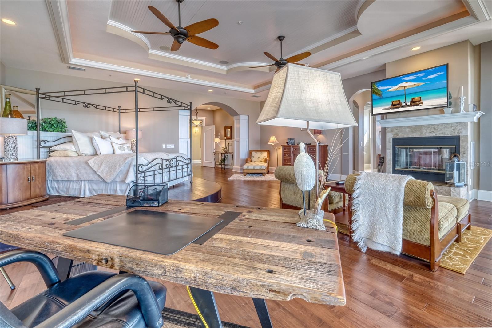 SONSET PLACE CONDO - Residential