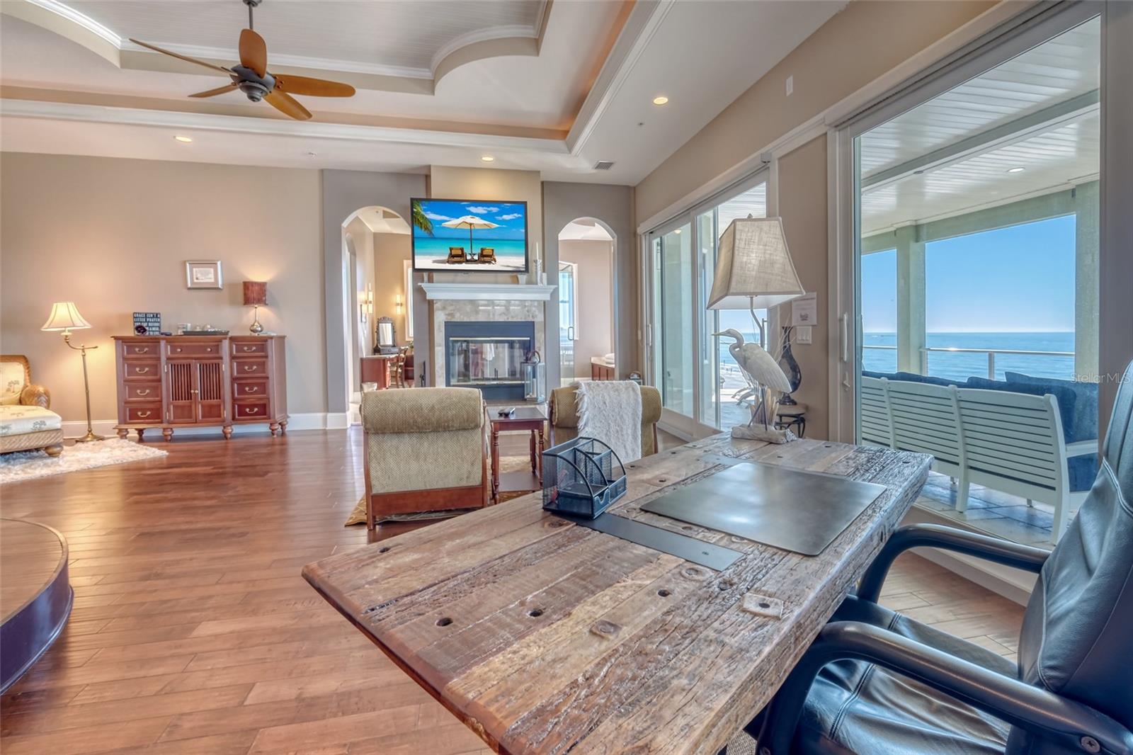 SONSET PLACE CONDO - Residential