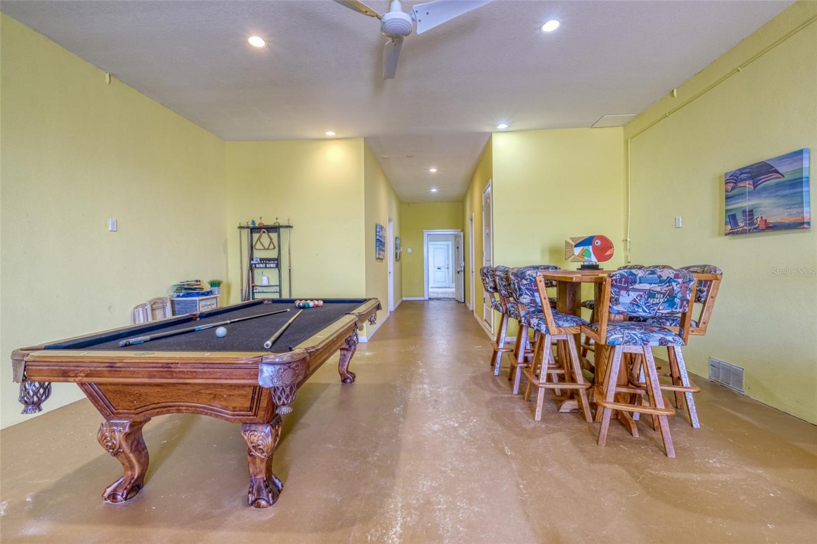 SONSET PLACE CONDO - Residential