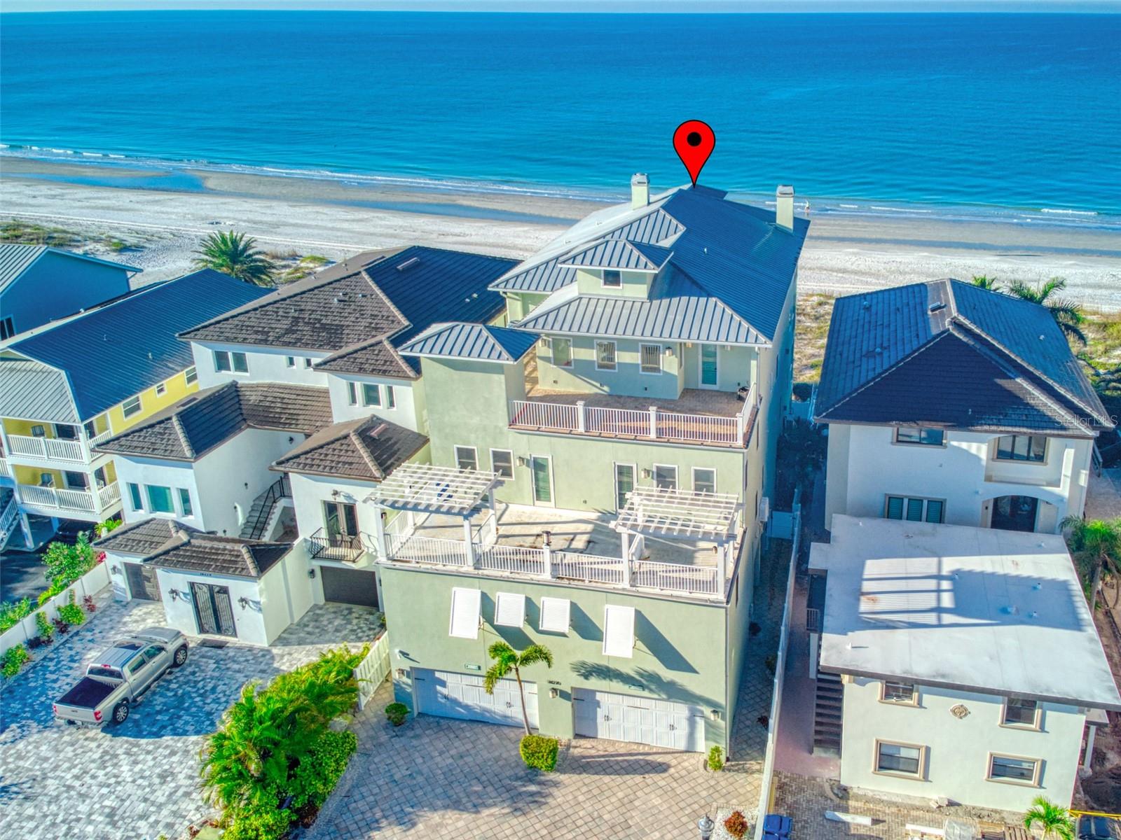 SONSET PLACE CONDO - Residential