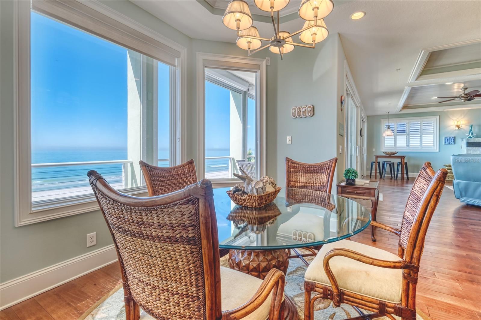 SONSET PLACE CONDO - Residential