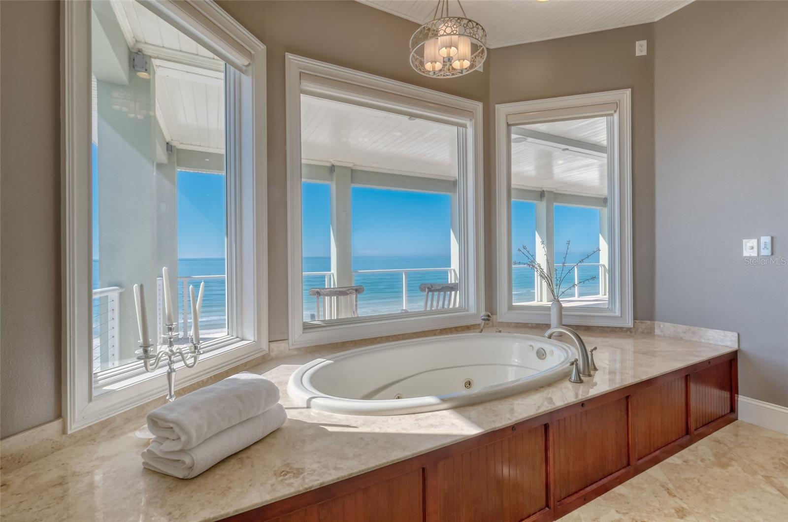 SONSET PLACE CONDO - Residential