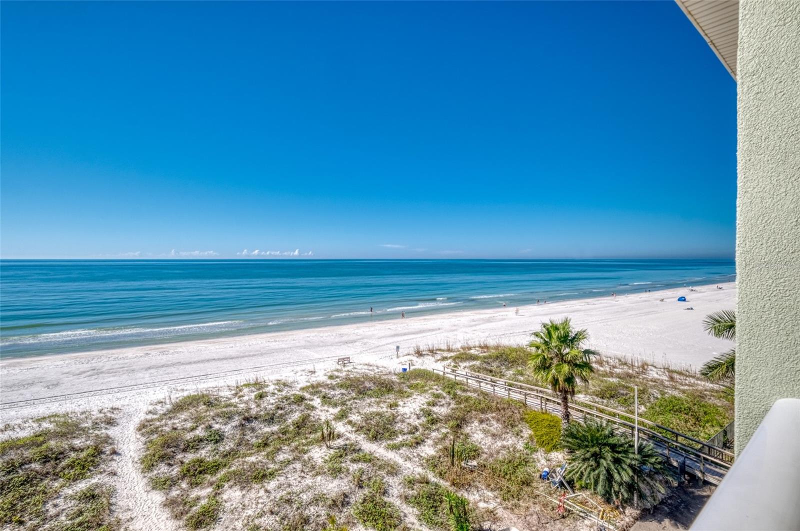 SONSET PLACE CONDO - Residential