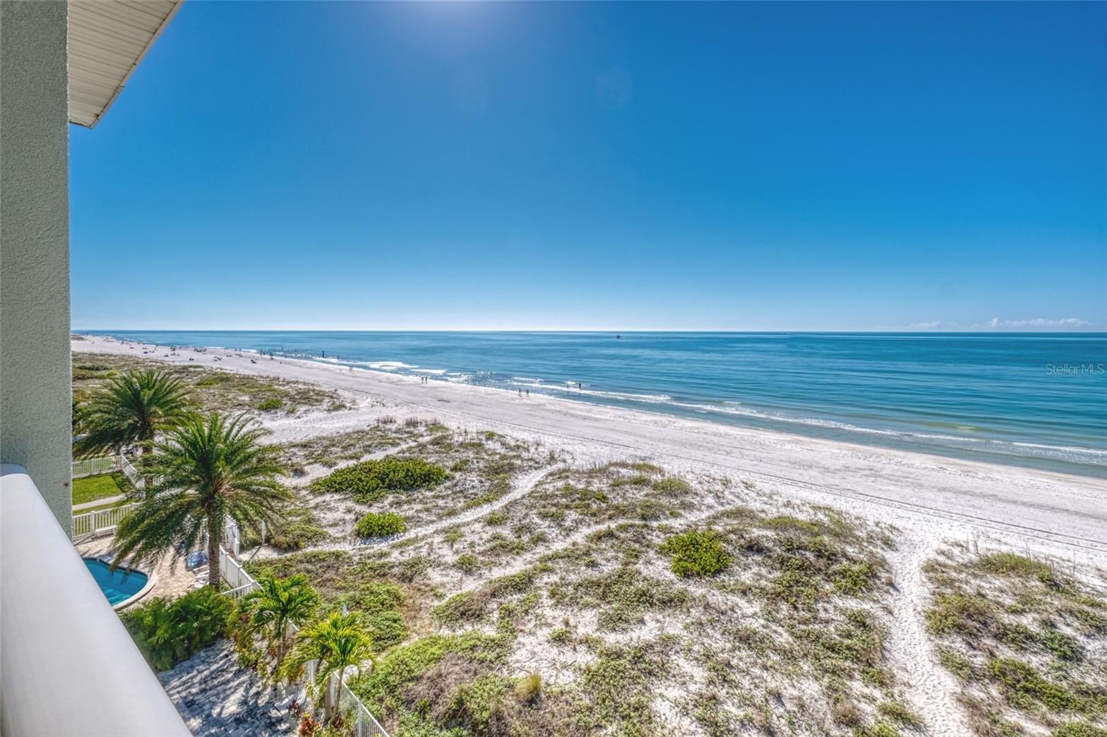 SONSET PLACE CONDO - Residential