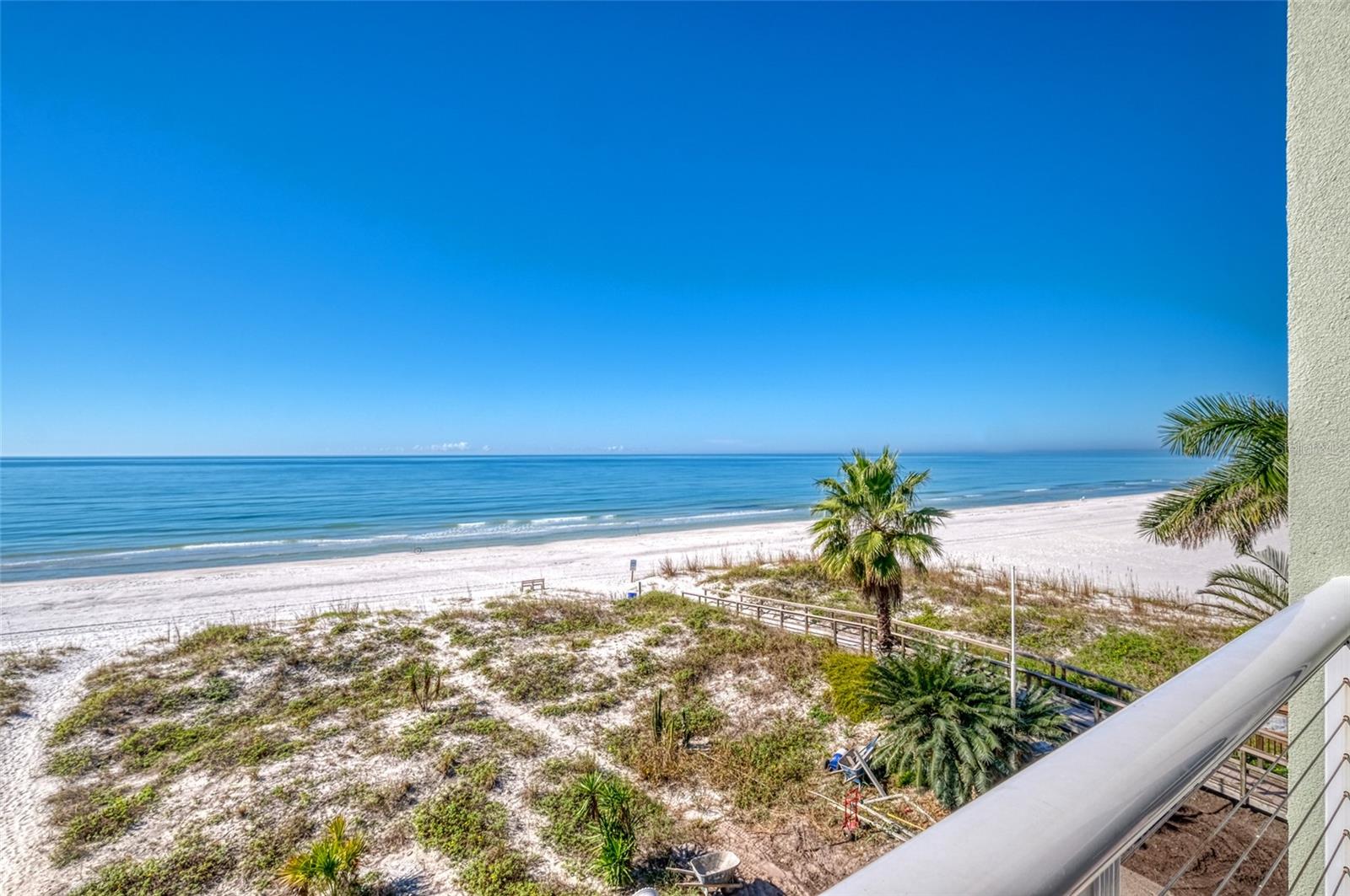 SONSET PLACE CONDO - Residential